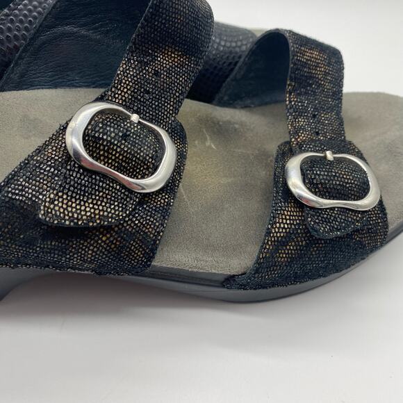 Dansko Women's size 9.5 / 40 Black Animal Print Strappy Buckle Heel Sandals - Picture 8 of 10